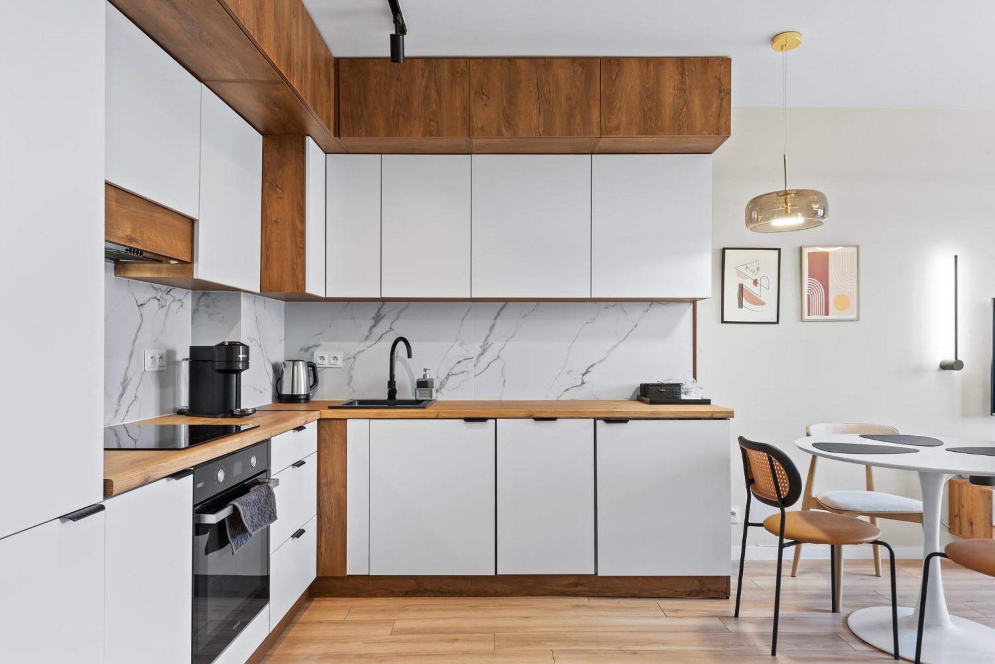 Rentplanet - Apartament Miedzynarodowa ワルシャワ エクステリア 写真